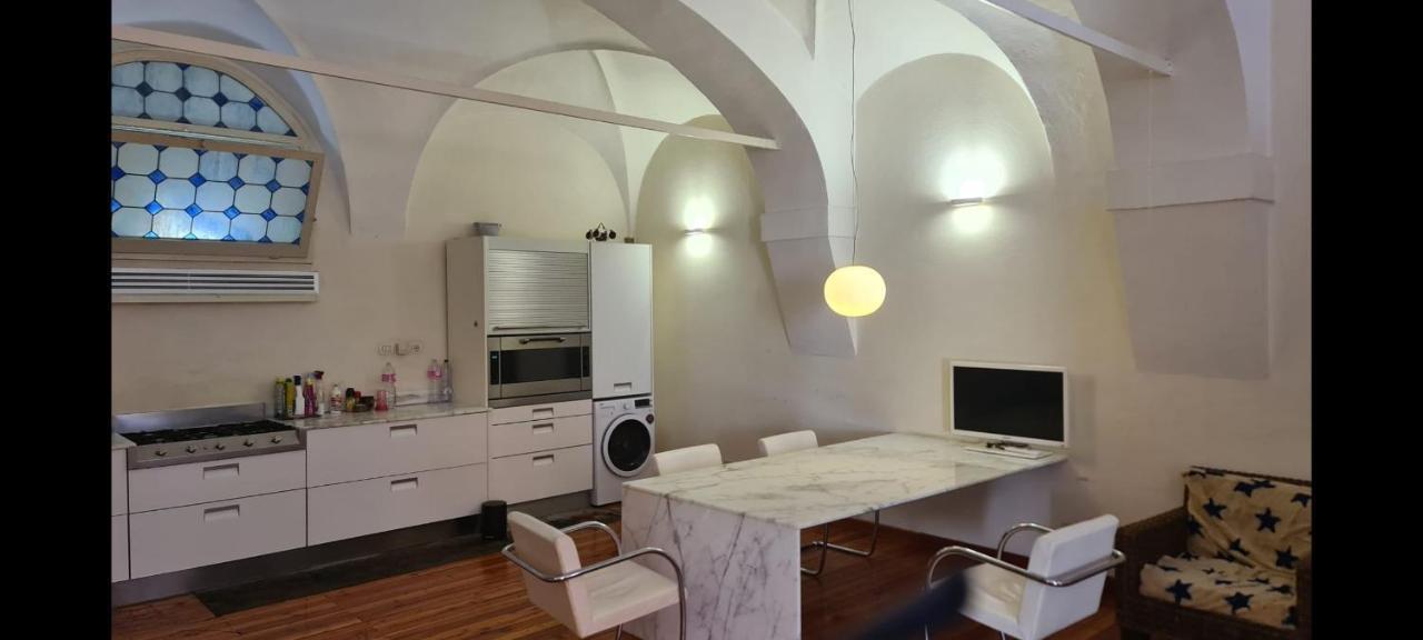 Historic E Comfort Suite - Locazione Semplice โบโลญญา ภายนอก รูปภาพ