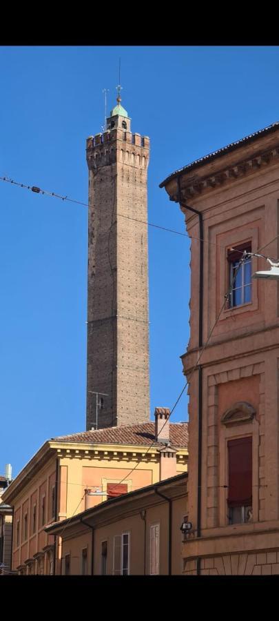 Historic E Comfort Suite - Locazione Semplice โบโลญญา ภายนอก รูปภาพ