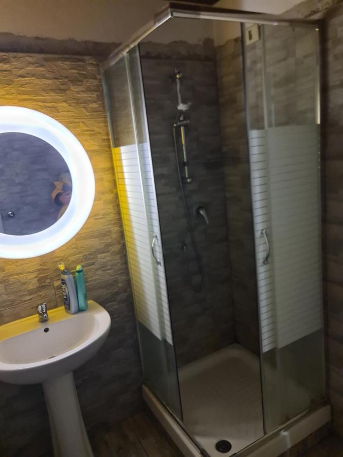 Historic E Comfort Suite - Locazione Semplice โบโลญญา ภายนอก รูปภาพ